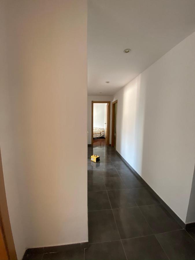 Amplio Apartamento En El Centro De โอโกรเบ ภายนอก รูปภาพ